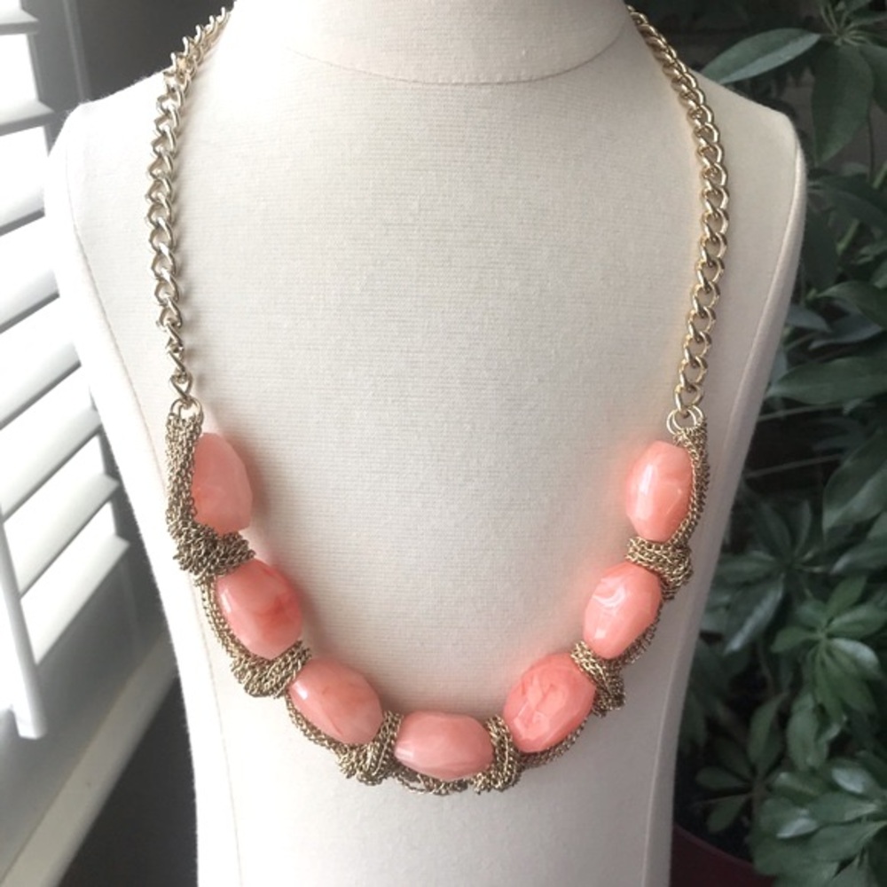 Women's Coral Beaded Stones Gold Twisted Adjustable Necklace 20” Costume